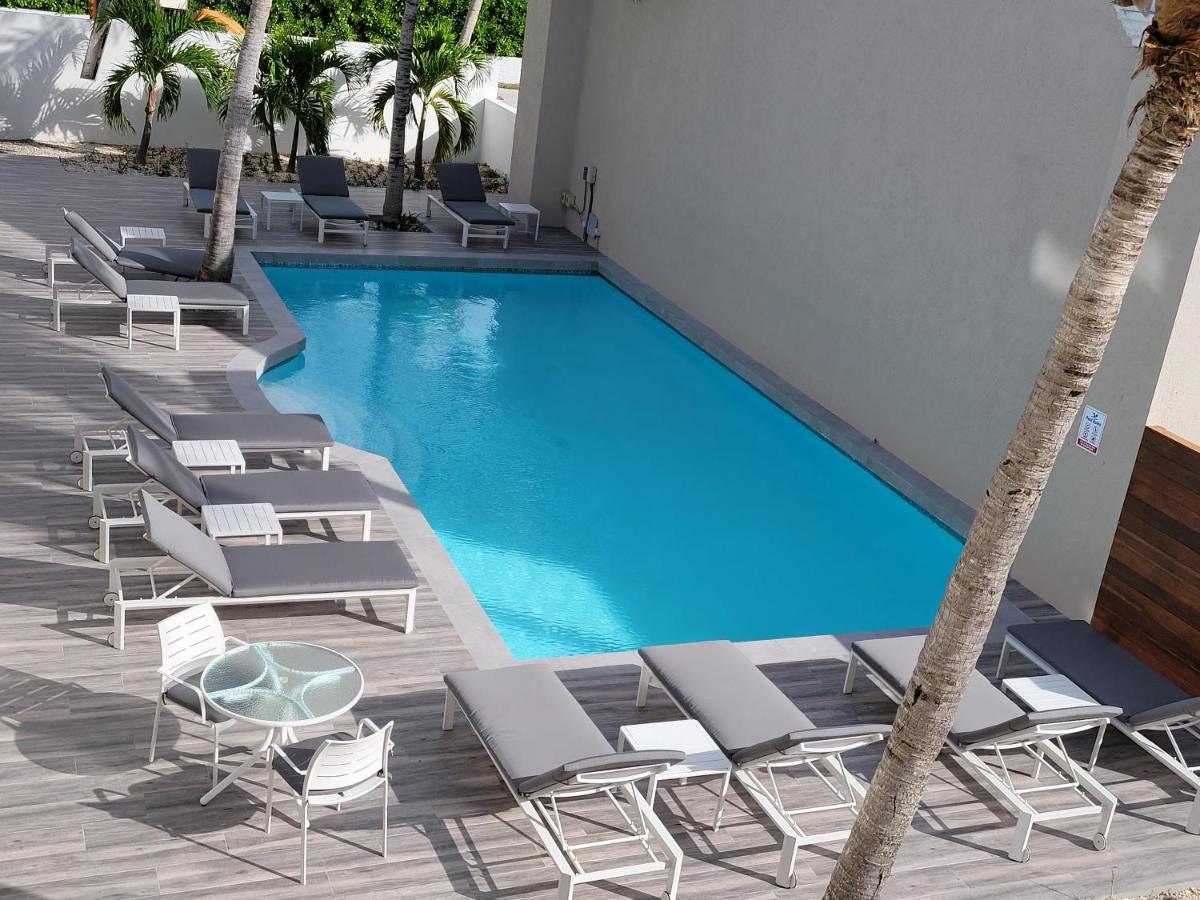 Zenza Boutique Hotel Providenciales Bagian luar foto